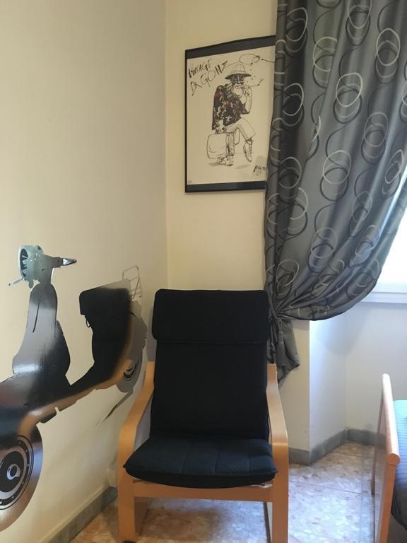 Delightful Apartment 100 Meters From The Colosseum Bagian luar foto